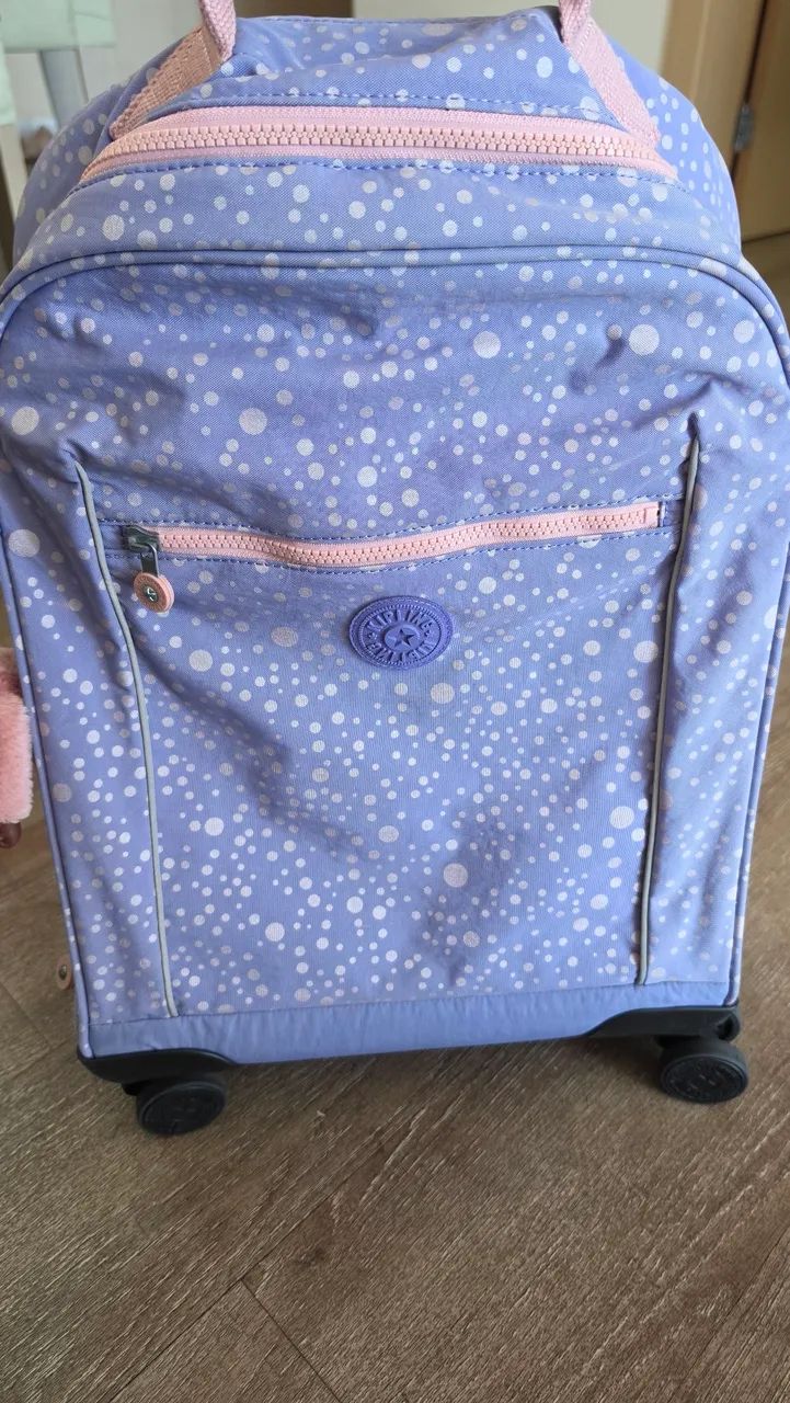 Vendo mochila escolar Kipling, modelo com rodinhas,perfeito estado!! - Foto 4