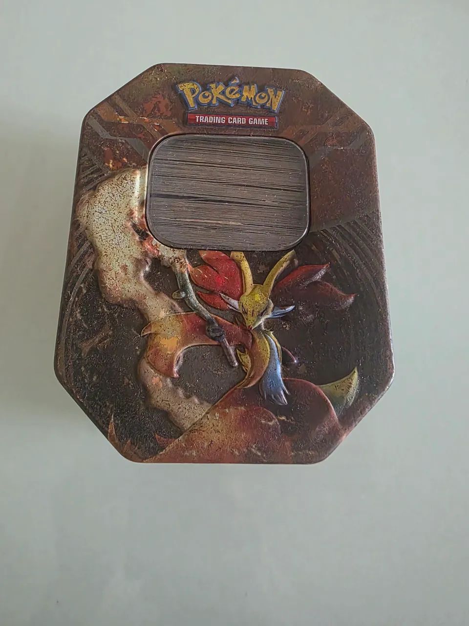 Cartas Pokemon com caixa