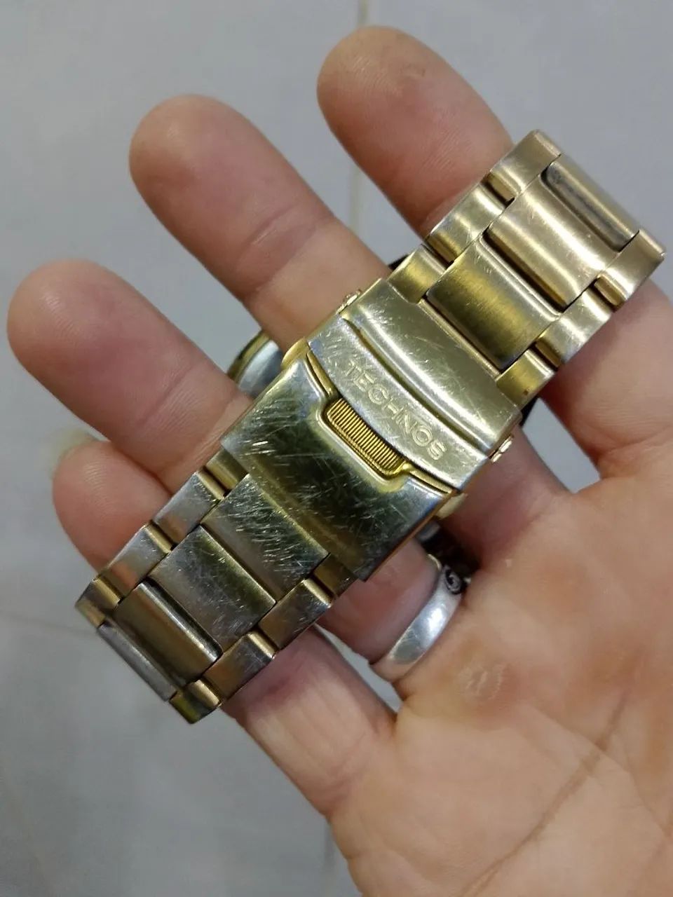 Relógio Masculino Analógico Dourado Robusto Cronógrafo Original  - Foto 3