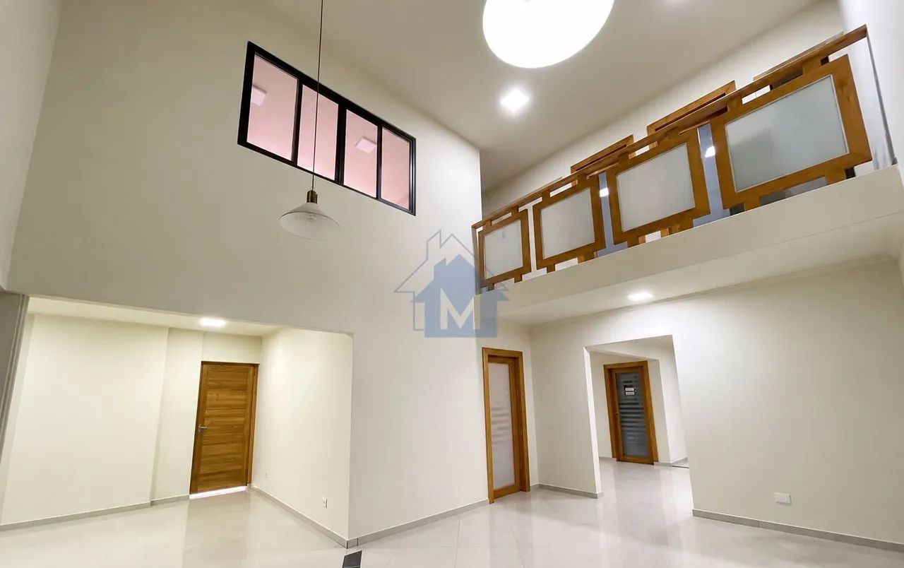 Sala Comercial em Condomínio, no Centro!