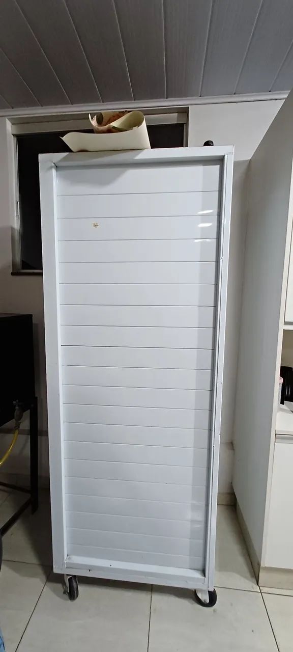 Armário para Pão Baronesa