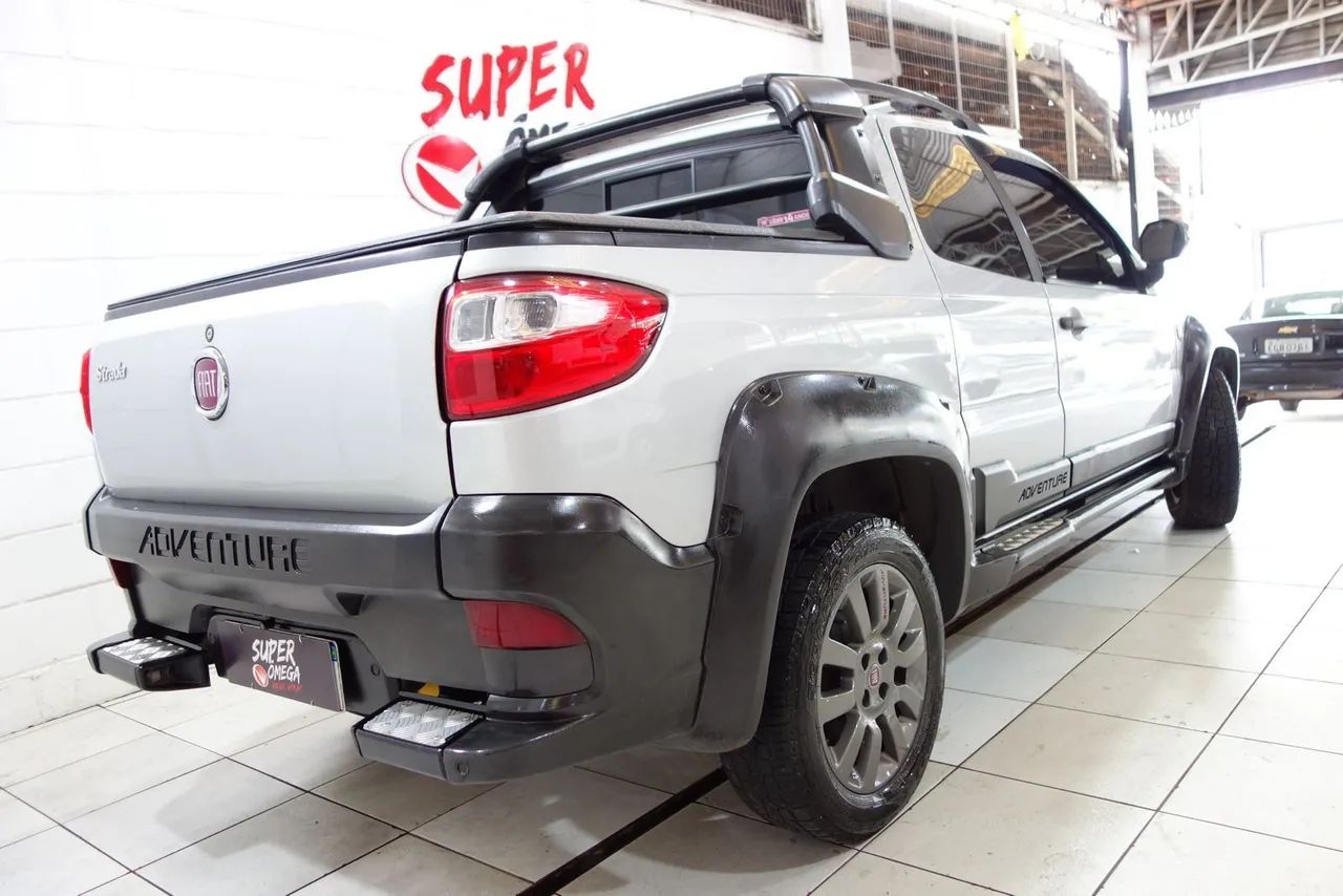 Fiat Strada Adv.ext. 1.8 Locker Dual. Flex CD 2016 - Foto 4