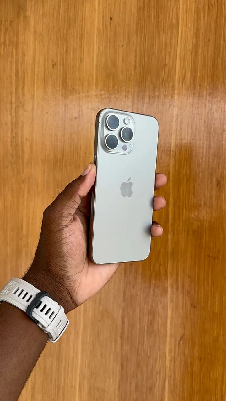 iPhone 15 Pro Max 256Gb - Foto 2