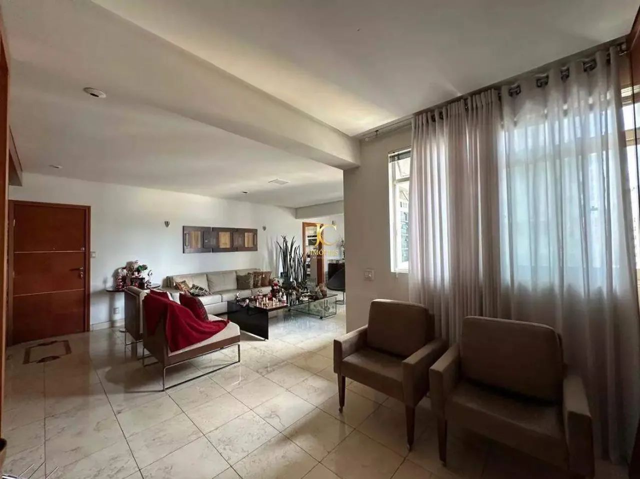 Apartamento de 200 m² no Centro de Divinópolis - 3 Quartos, 2 Suítes, 2 Vagas - Foto 5
