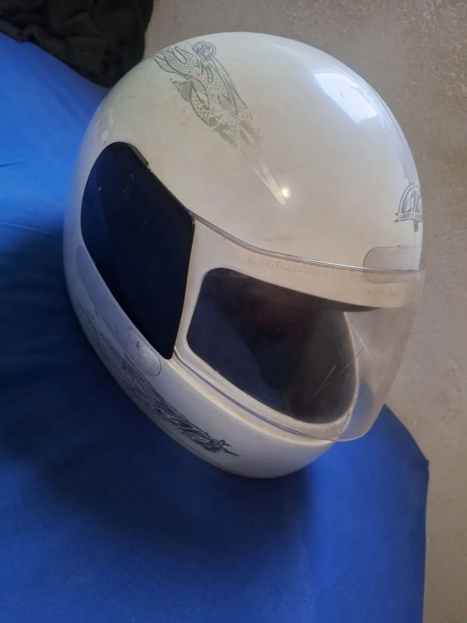 Vende se 2 capacetes  - Foto 3