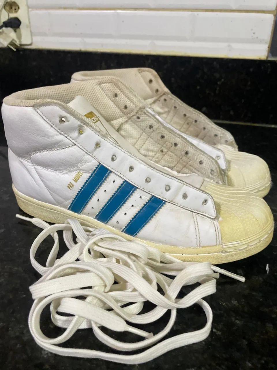 Tênis ? Adidas  Pro Model