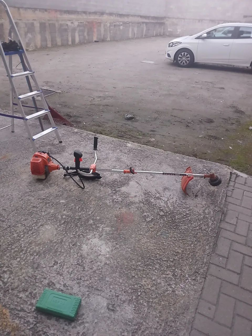 Vende se uma roçadeira  - Foto 2