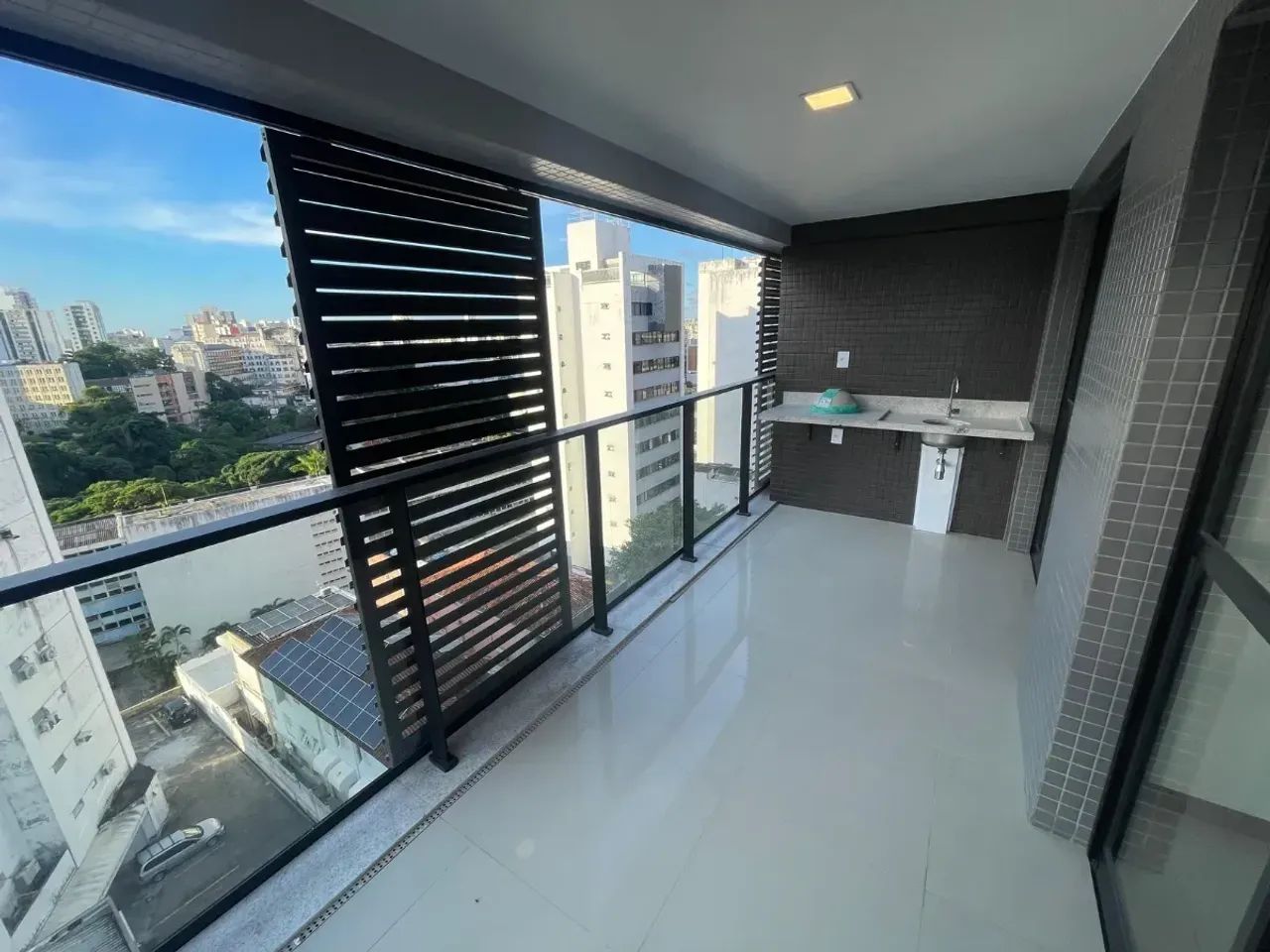 Oportunidade na Graça - Quarto e sala com varanda  32m² - Foto 2