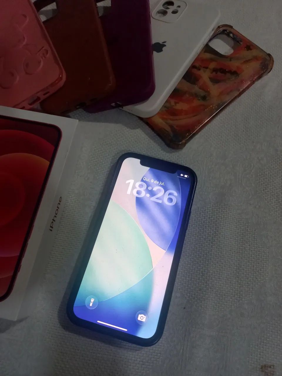 Iphone 12 - Na caixa - Com Nota fiscal - Foto 2
