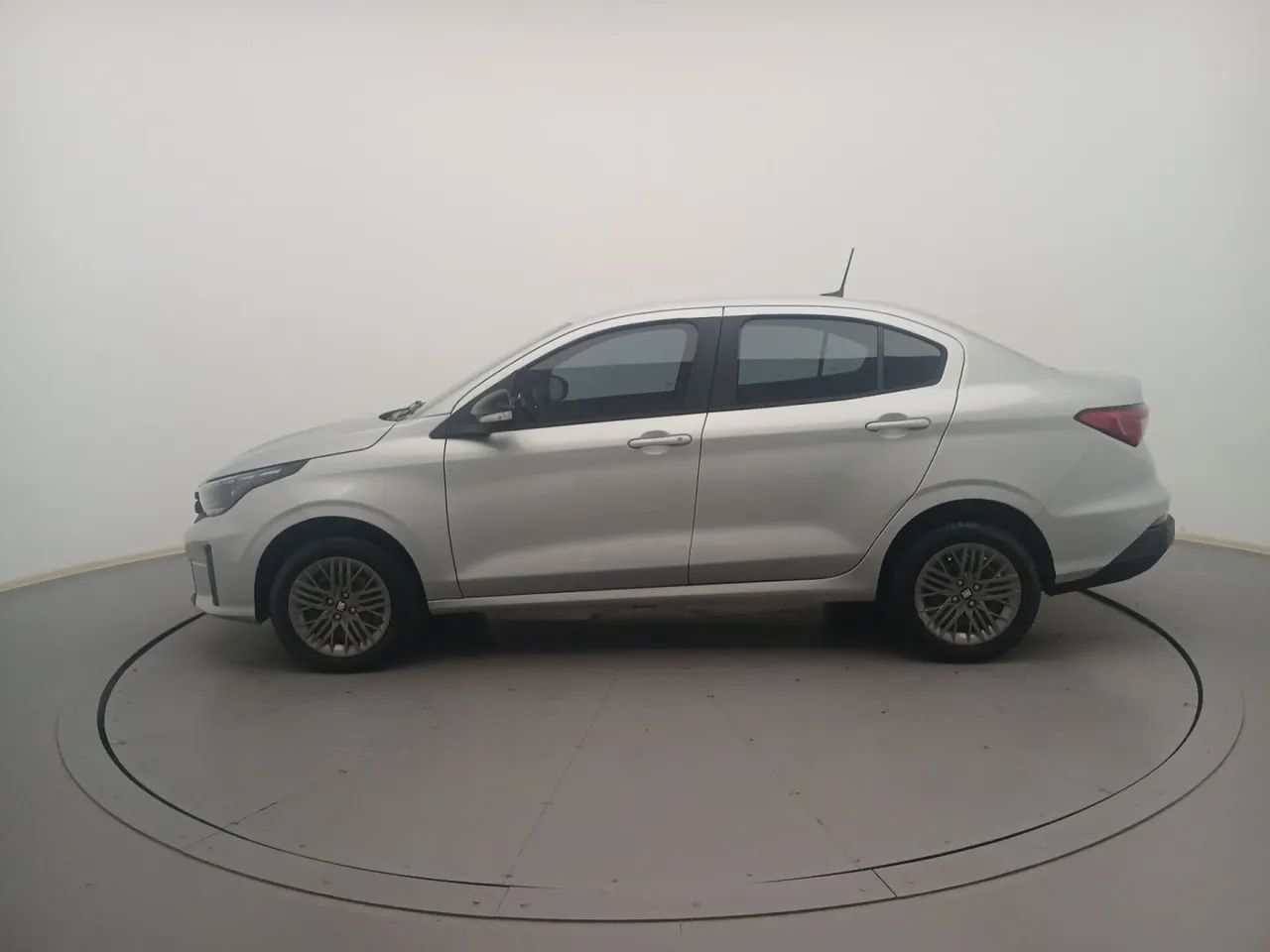 Fiat Cronos Precision 1.3 16V Flex Aut. 2026 - Foto 2