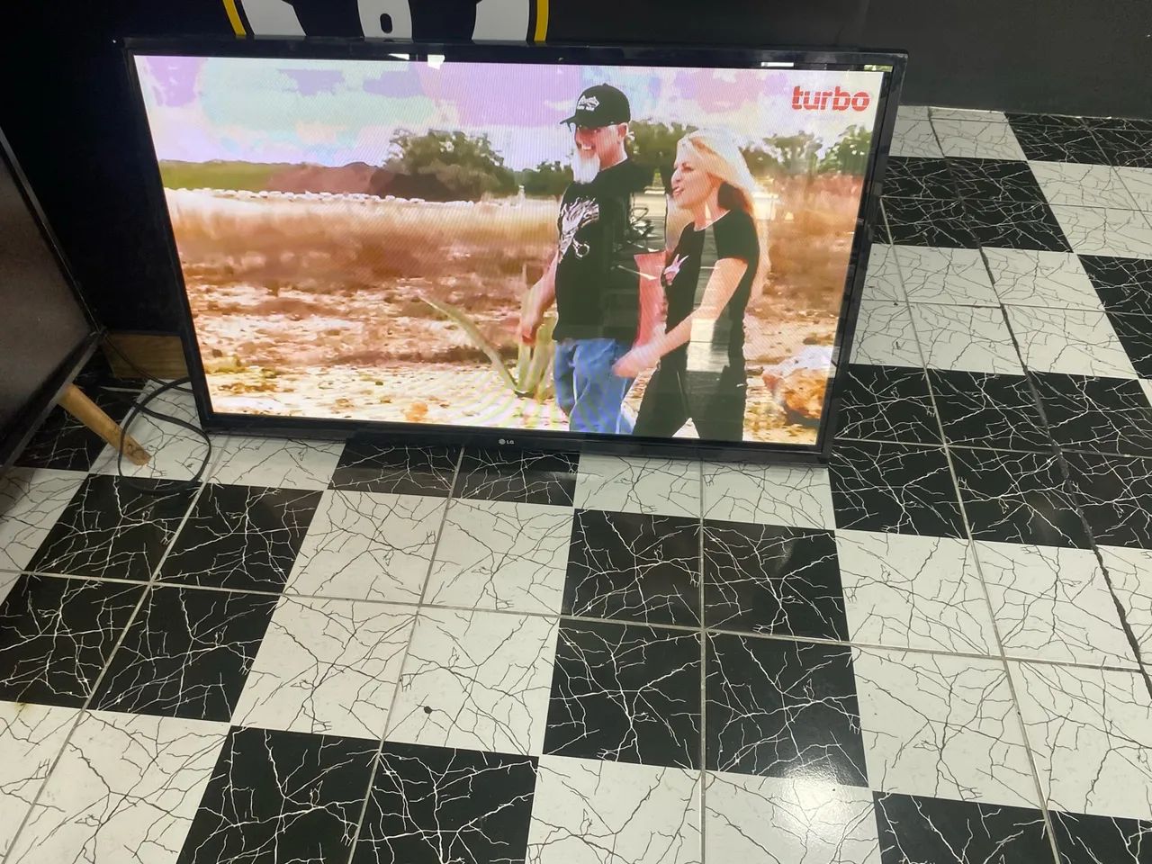 Vendo tv LG 55 polegadas obs não é Smartv  - Foto 2