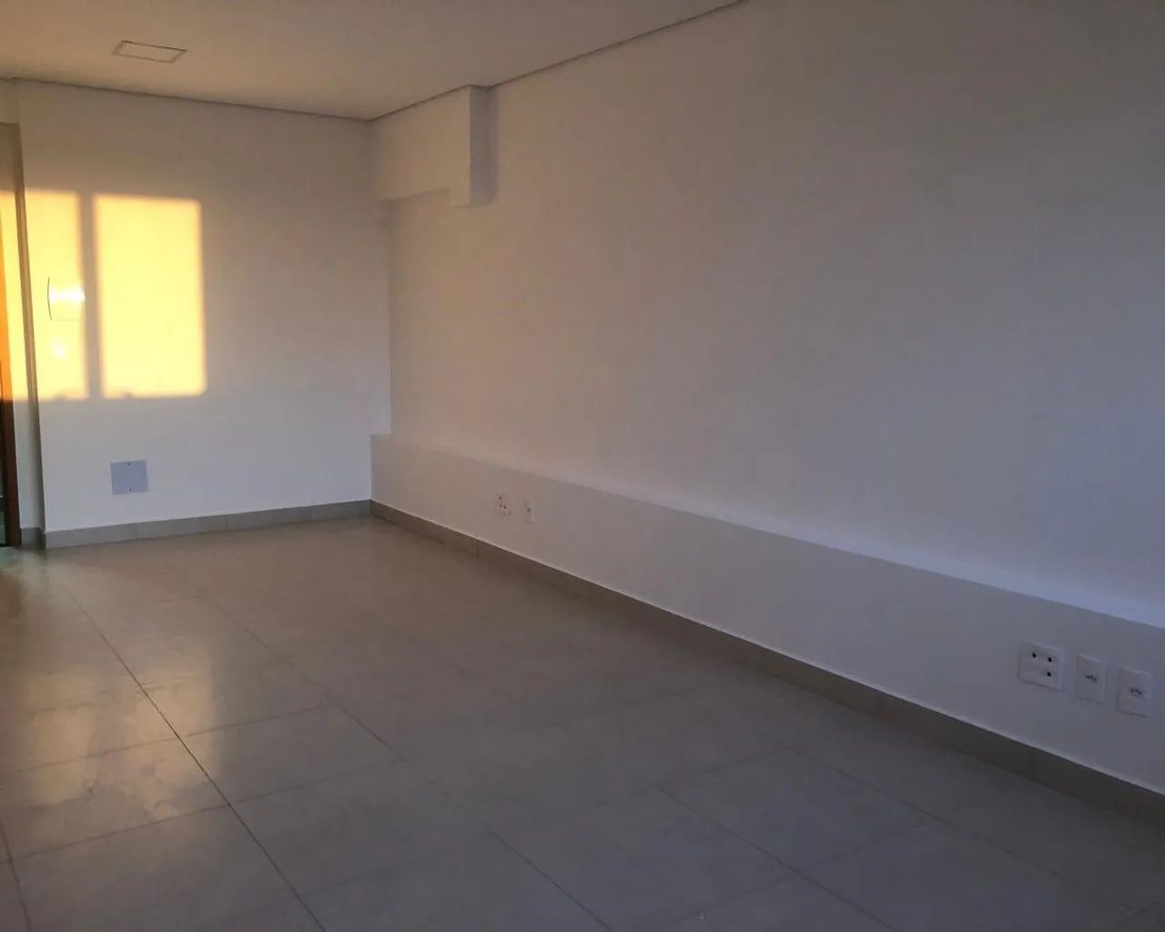 Sala Comercial à Venda no Bairro Tibery em Uberlândia - Foto 4