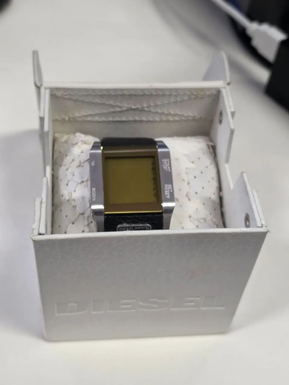 RELÓGIO DIESEL DZ7077 - NOVO/SEM USO - Foto 3
