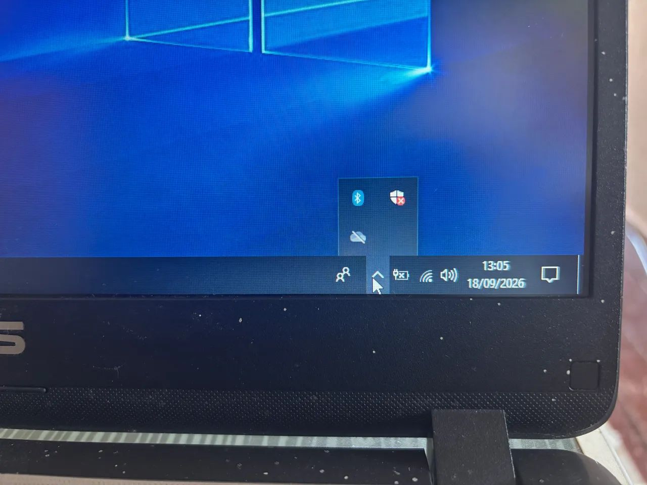 Vendo notebook Asus, bateria viciada, mais de resto ok  - Foto 2