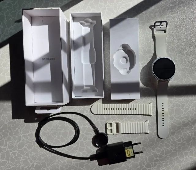 Samsung watch 8 LTE 44mm - Foto 2