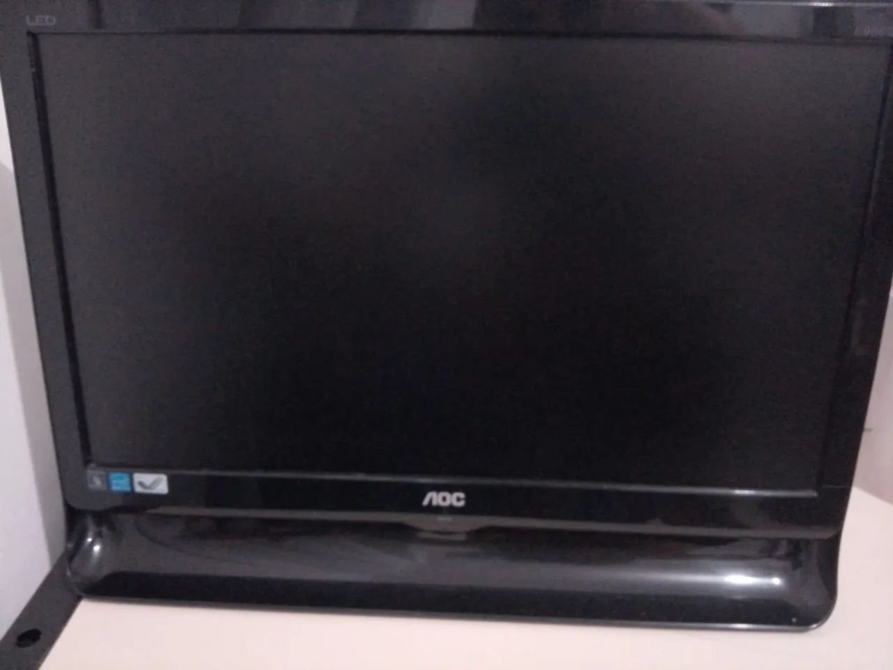 Monitor AOC LED 18,5 polegadas - Modelo 966Sw ( usado - bom)