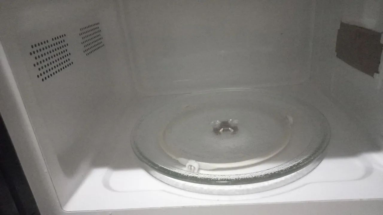 Micro-ondas  Fhilco em ótimo  estado  - Foto 2
