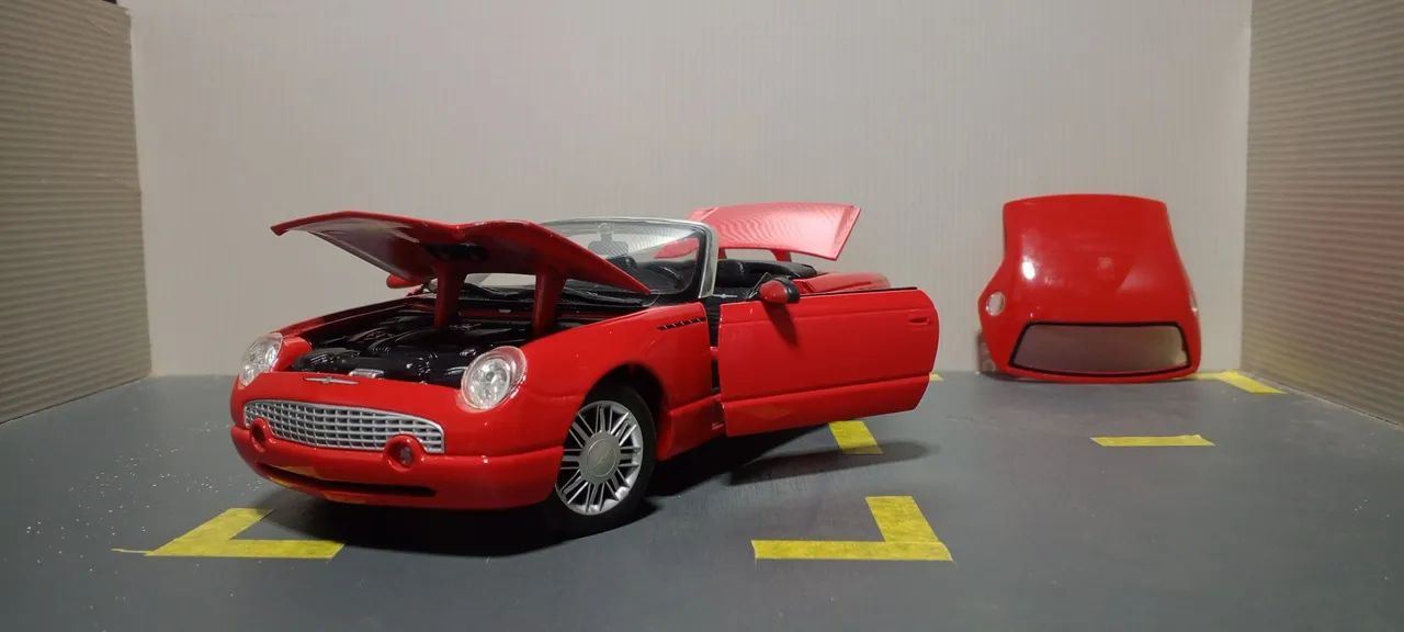 Ford Thunderbird Maisto - Foto 2
