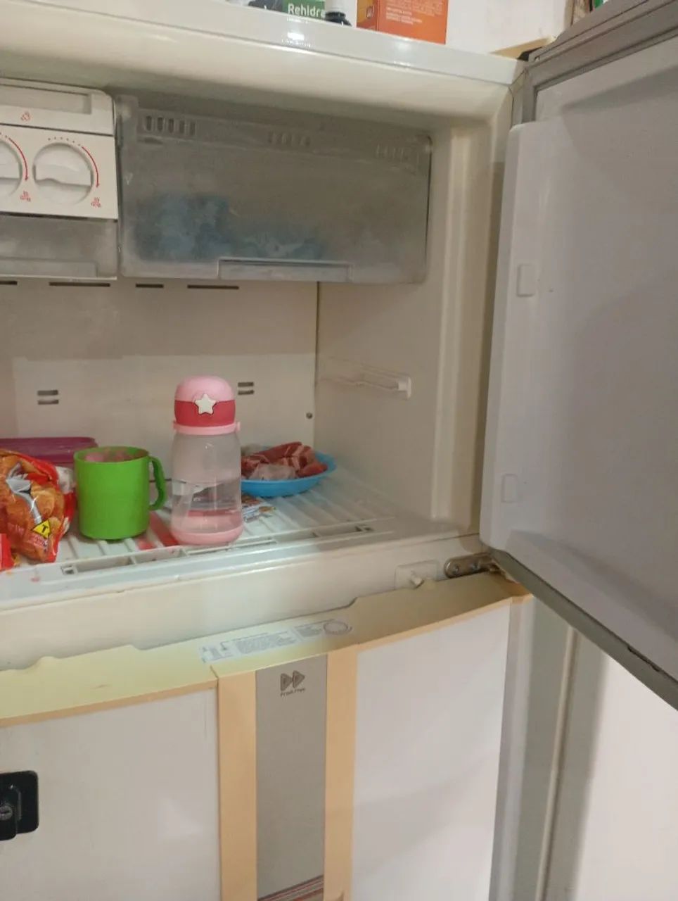 Vendo as duas geladeiras funcionando perfeitamente  - Foto 3