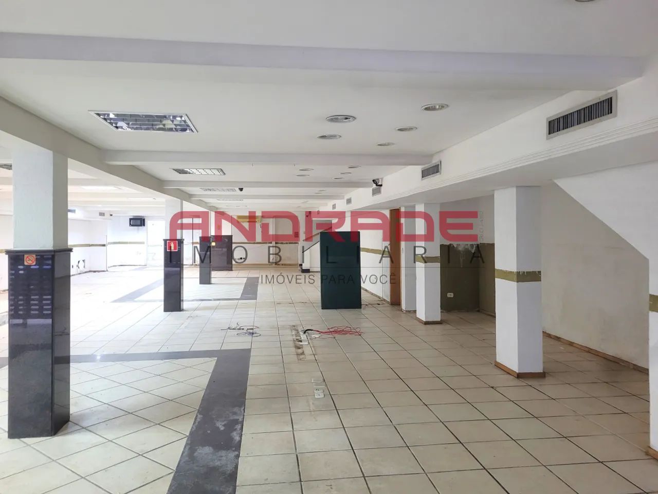 Loja para alugar no Centro de Curitiba com 436m² - LO0045-AND - Foto 3