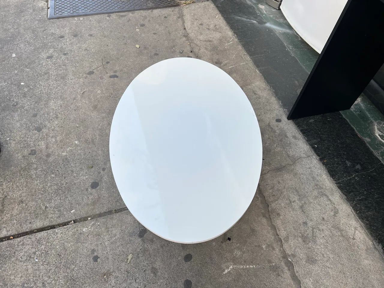 Mesa de Centro Oval com Pés de Palito  - Foto 5