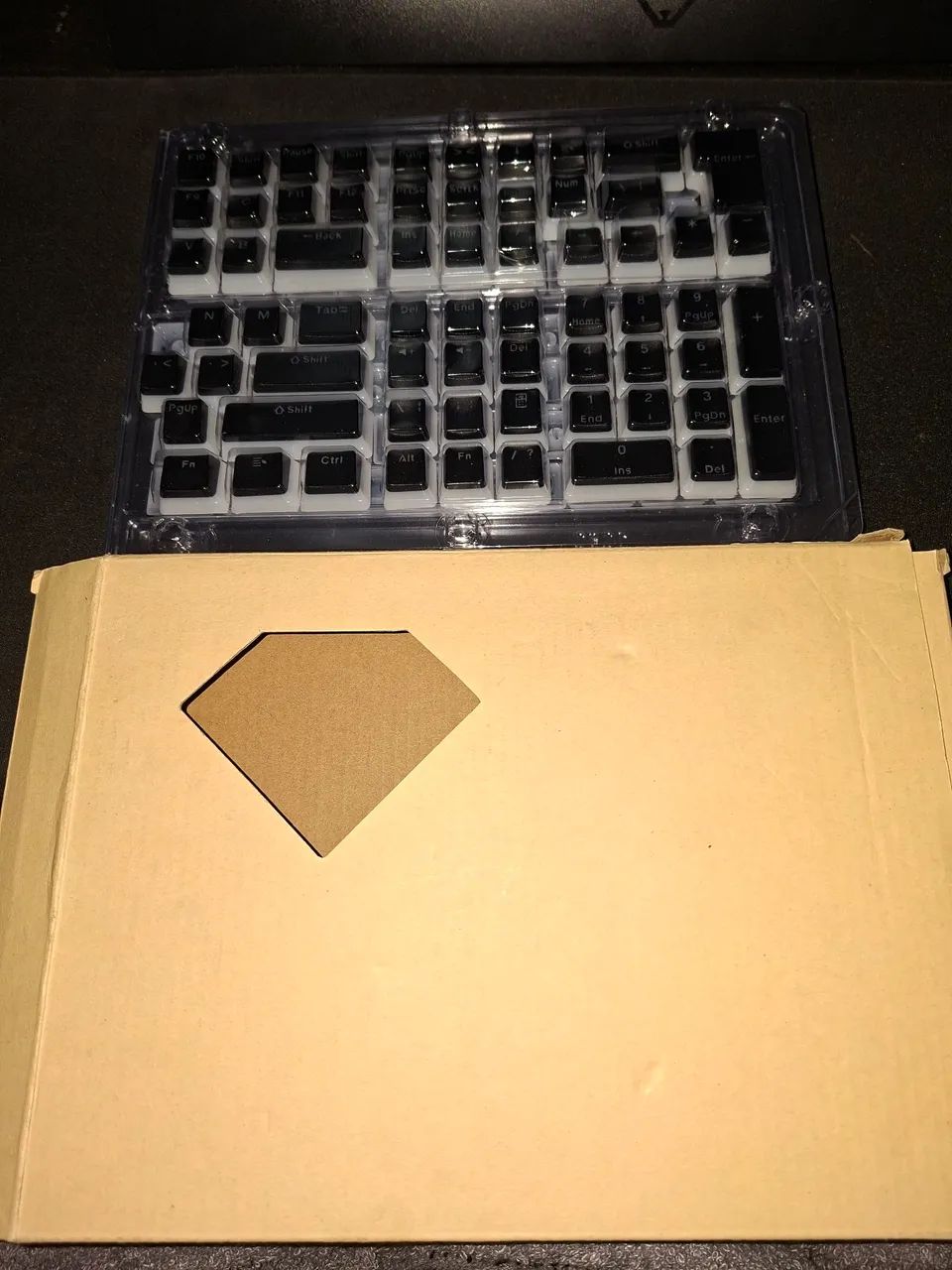 Keycaps translúcidas pretas - Foto 3