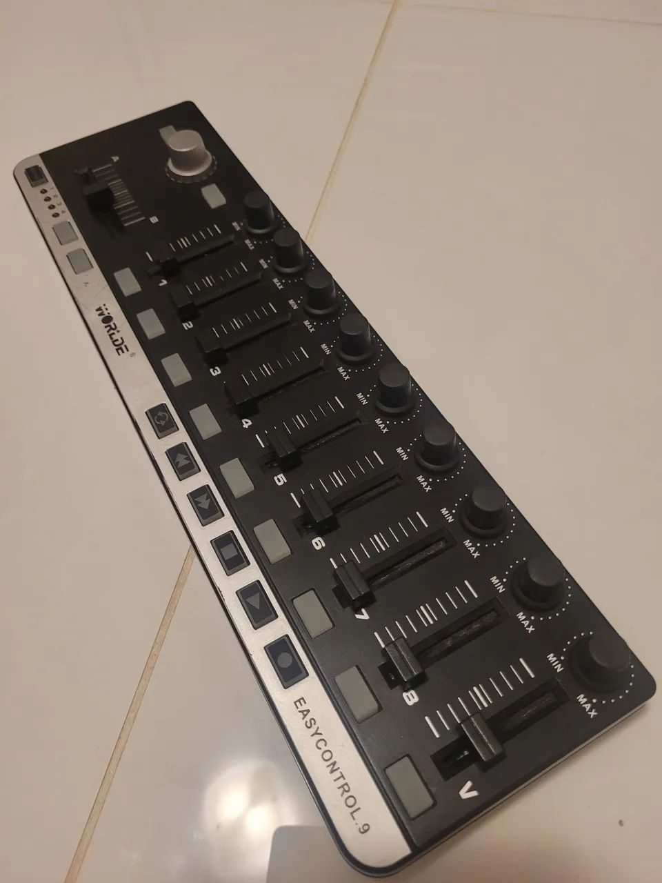 Controlador MIDI Easy Control - Foto 4