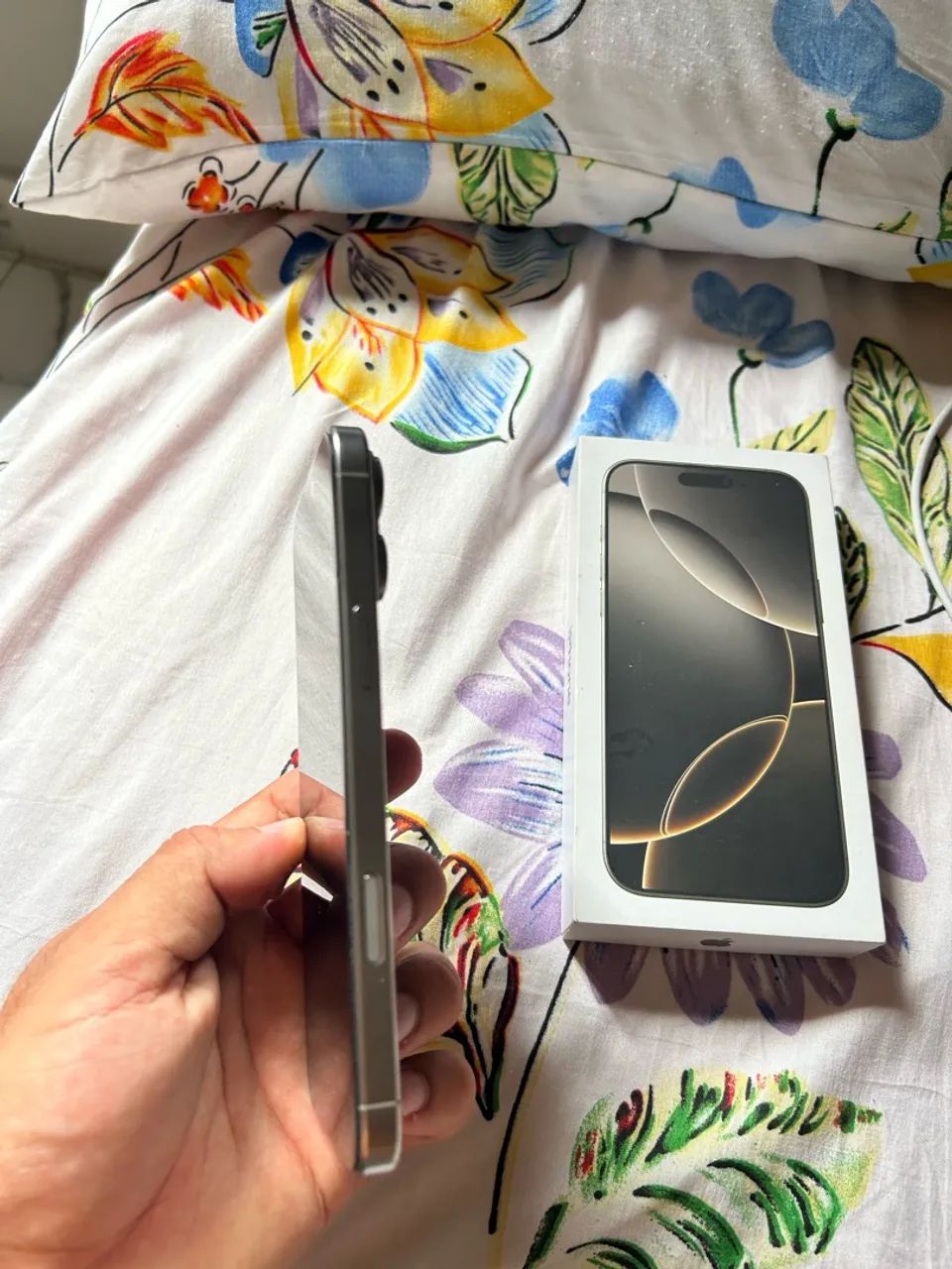 iPhone 16 PRO MAX - Foto 3