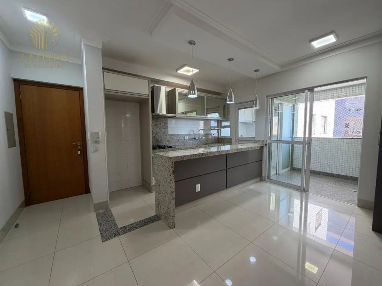 Apartamento para alugar em Maringá, Zona 01, com 3 quartos, com 77 m², Edifício Diamante d