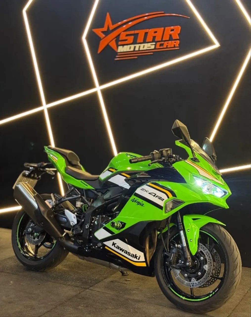 Ninja ZX-4RR - Foto 2