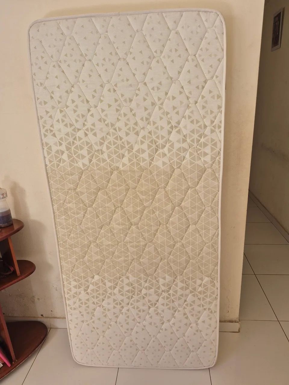 Colchão solteiro ortobom d33 espuma - Foto 4