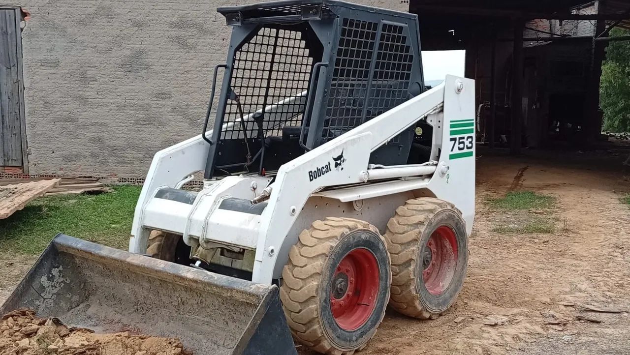 Mini Carregadeira Bobcat