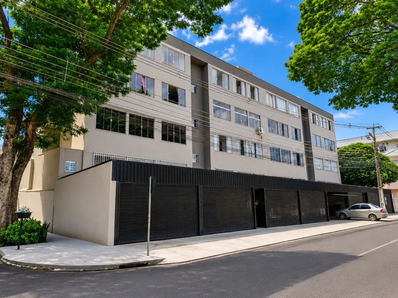 Apartamento à venda no Centro de Marialva com 3 quartos