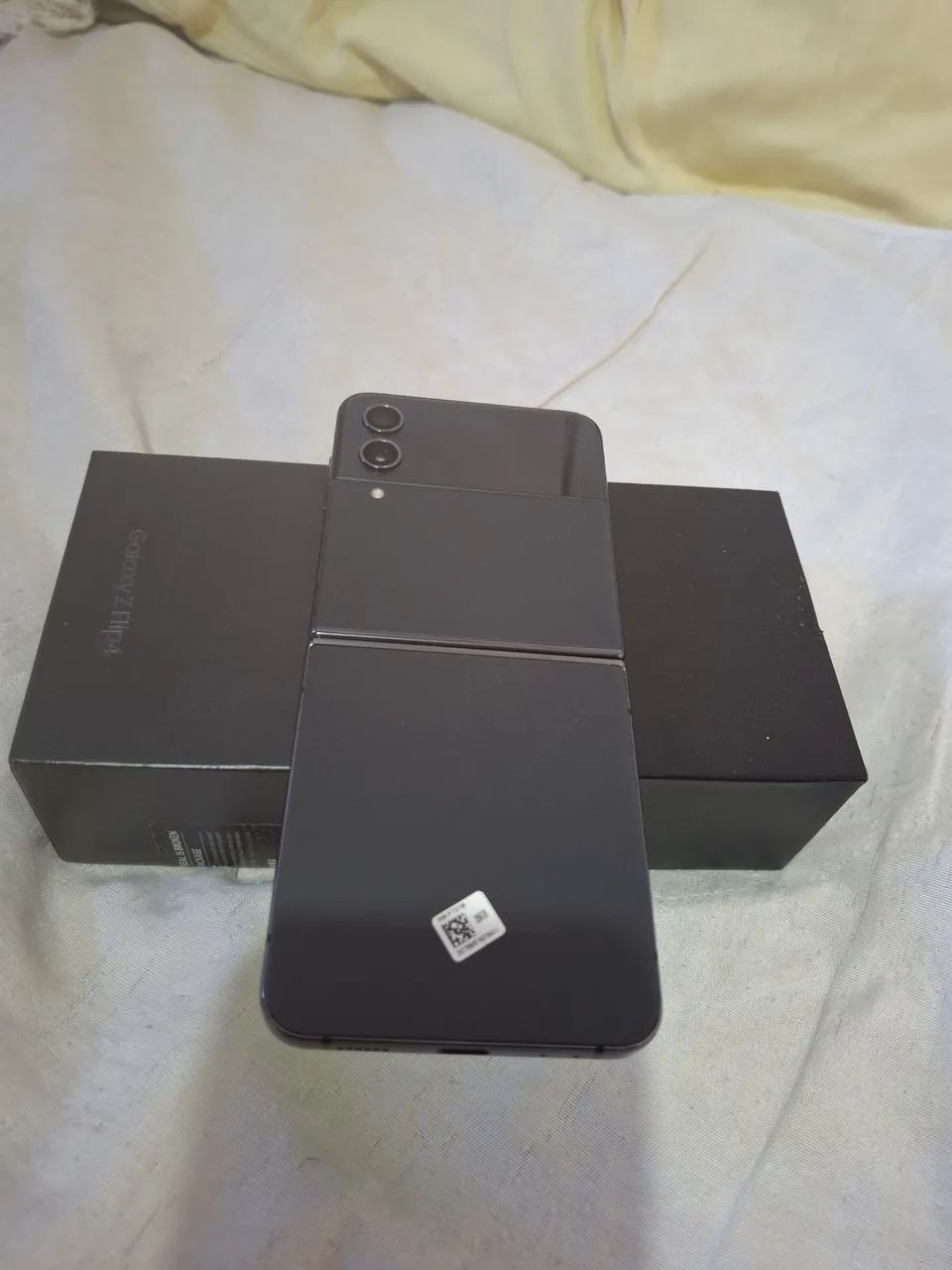 Z FLIP 4 256GB/ 8 RAM - Foto 2