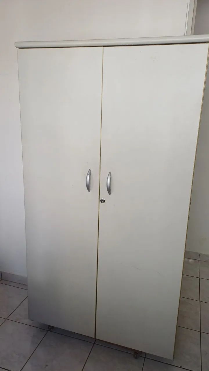 Armário de escritório 