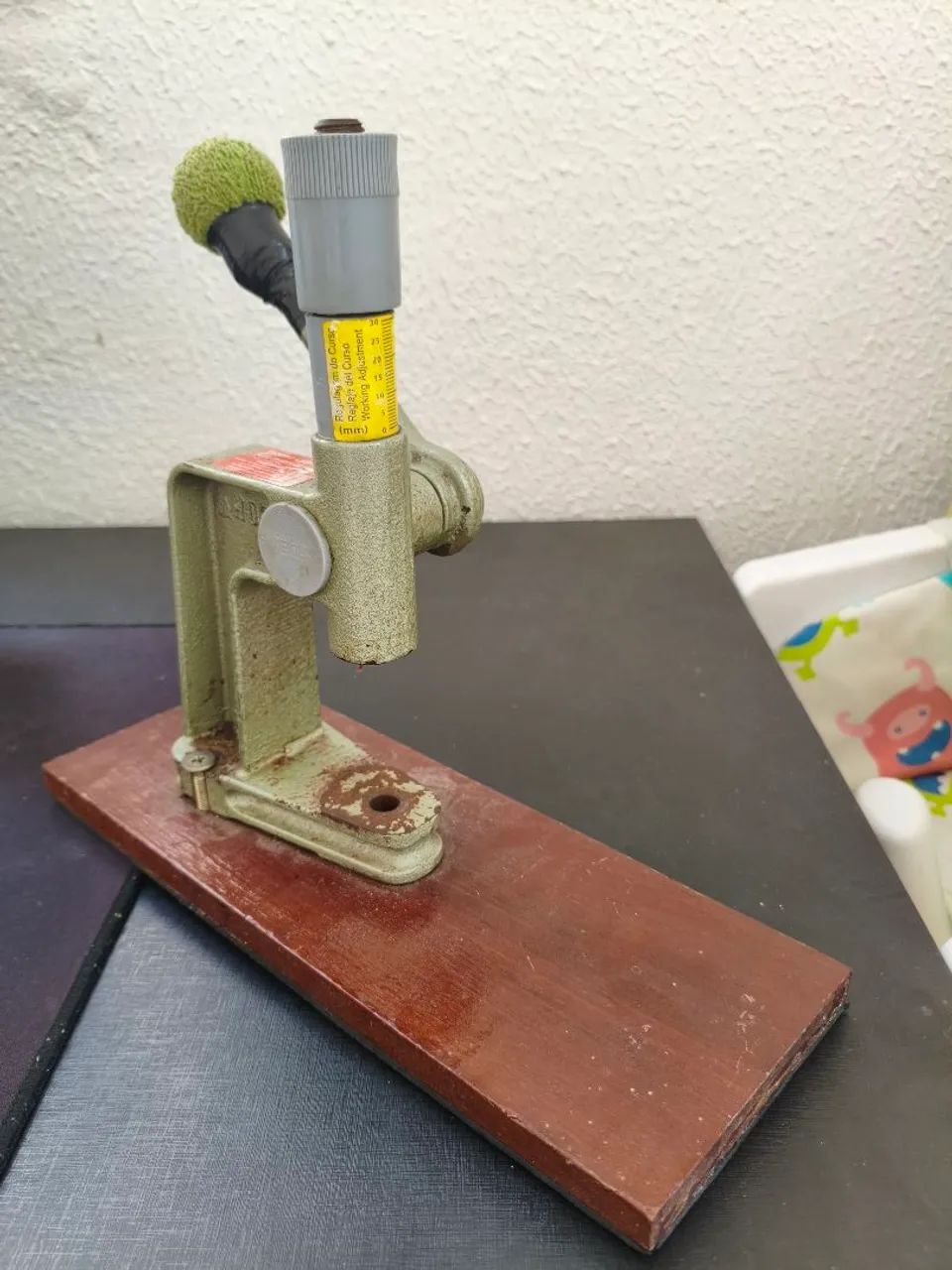 Máquina botão pressão manual 432209826153113602