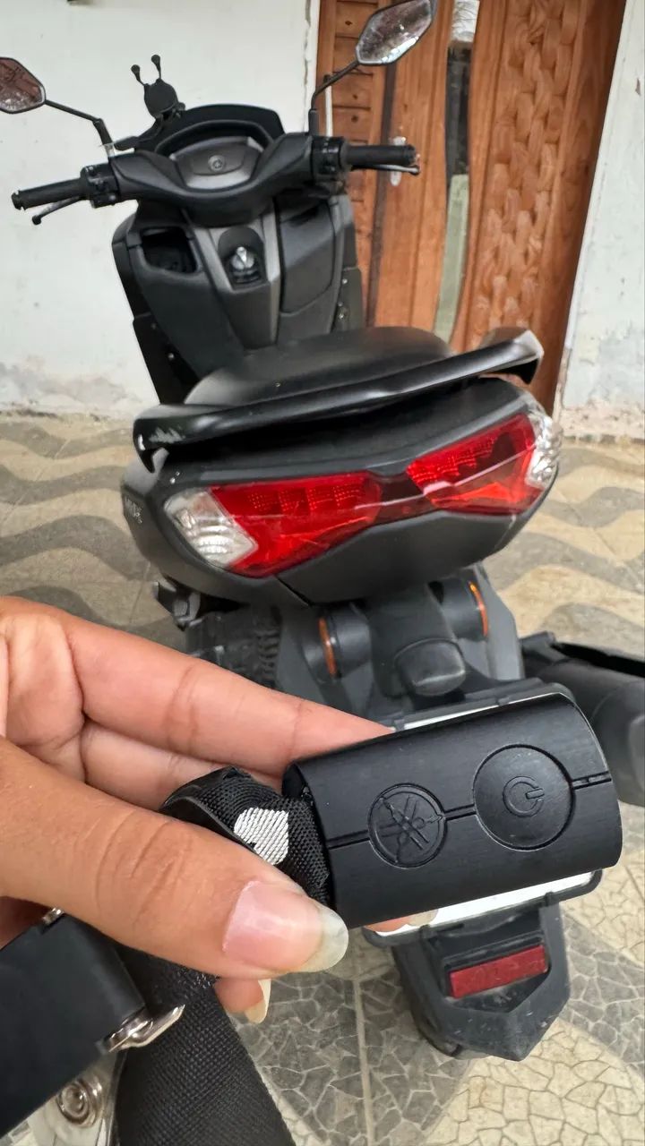 Yamaha NMax - Preta - 2022 - Foto 2