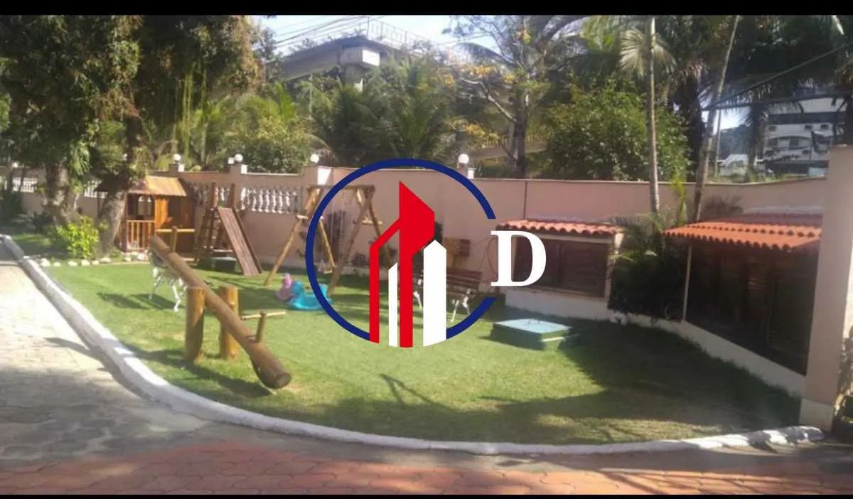 Casa em Condomínio : Duplex / Residencial / Baldeador