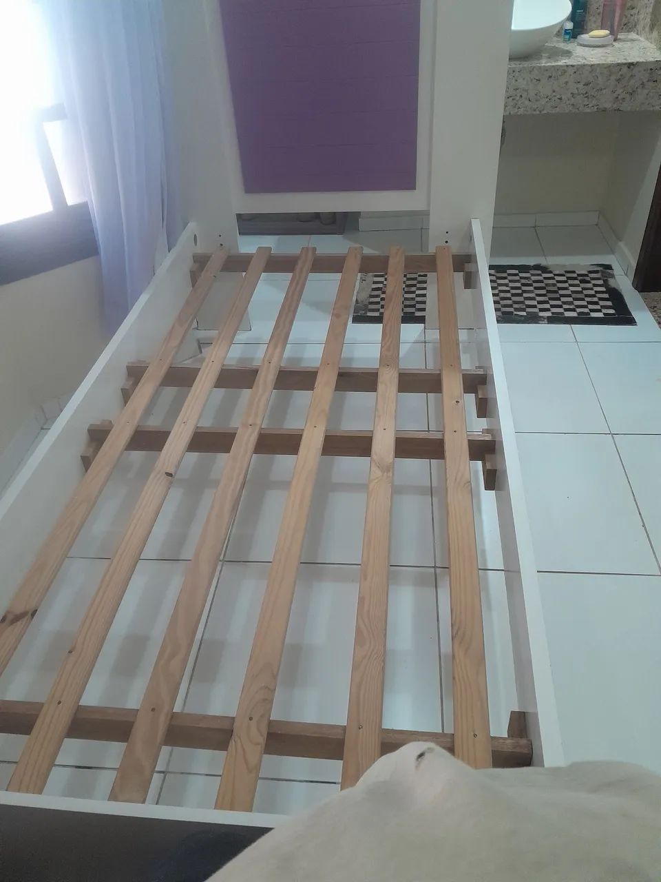 Vende-se cama + colchão solteiro - Foto 4