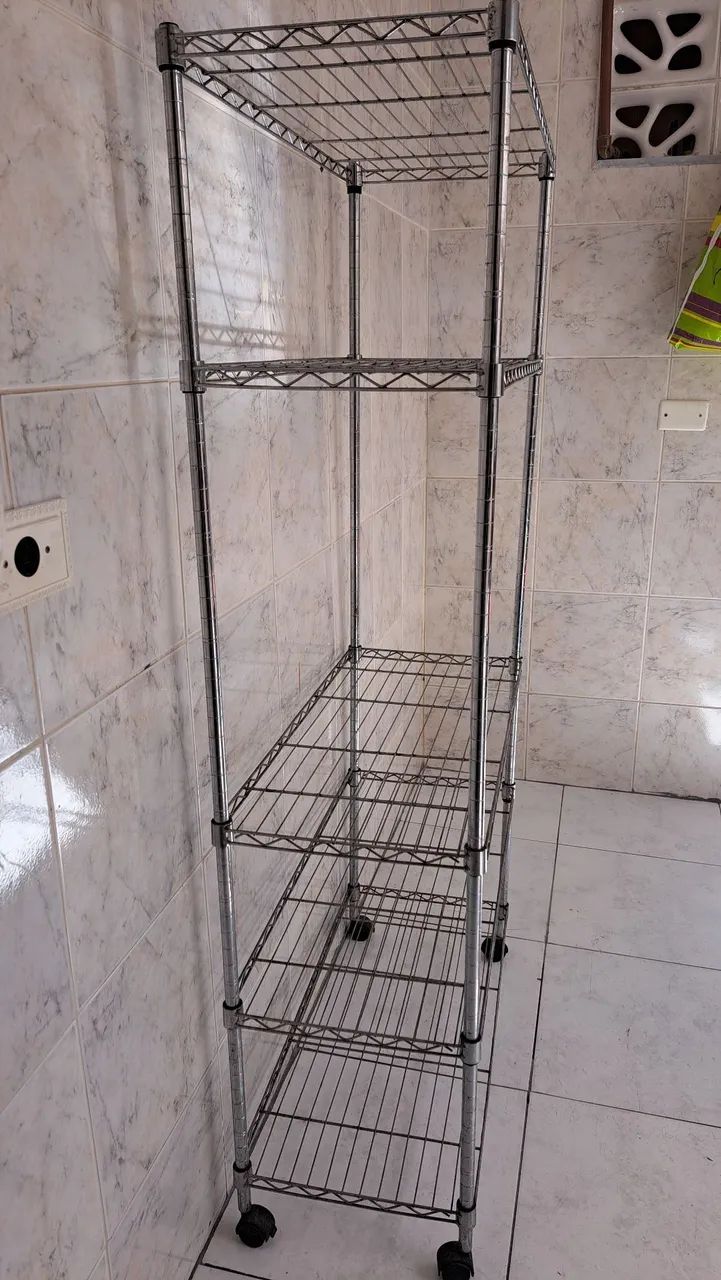 Carrinho de serviços  inox cromado