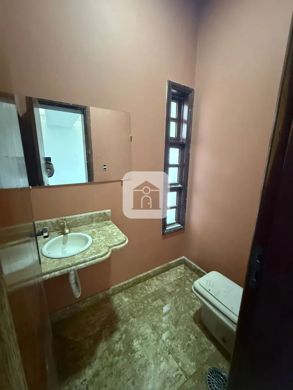 CASA EXCELENTE LOCALIZAÇÃO PROXIMO IMEPAC. - Foto 5