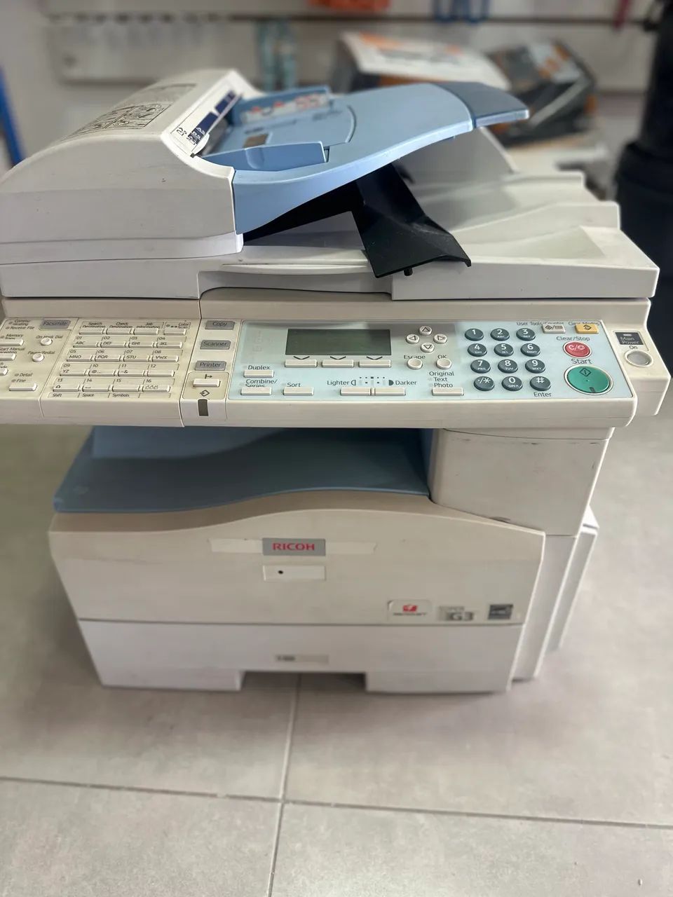 Vendo impressora multifuncional RICOH - Foto 3