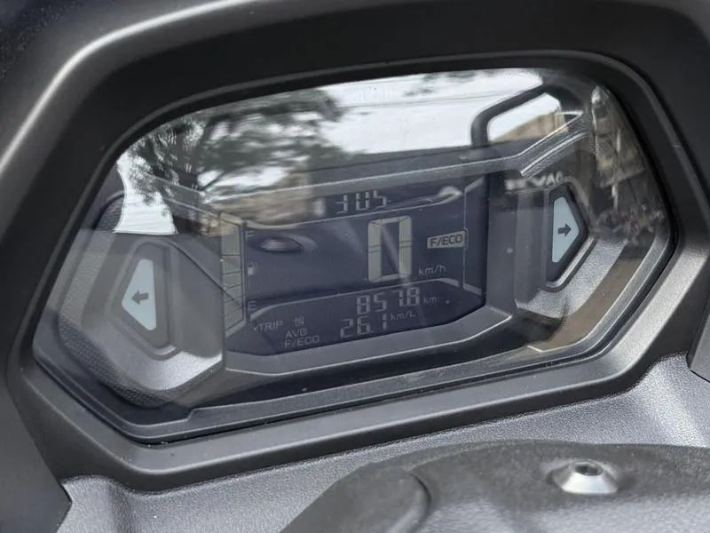 YAMAHA NMAX 160 2025 - Foto 2