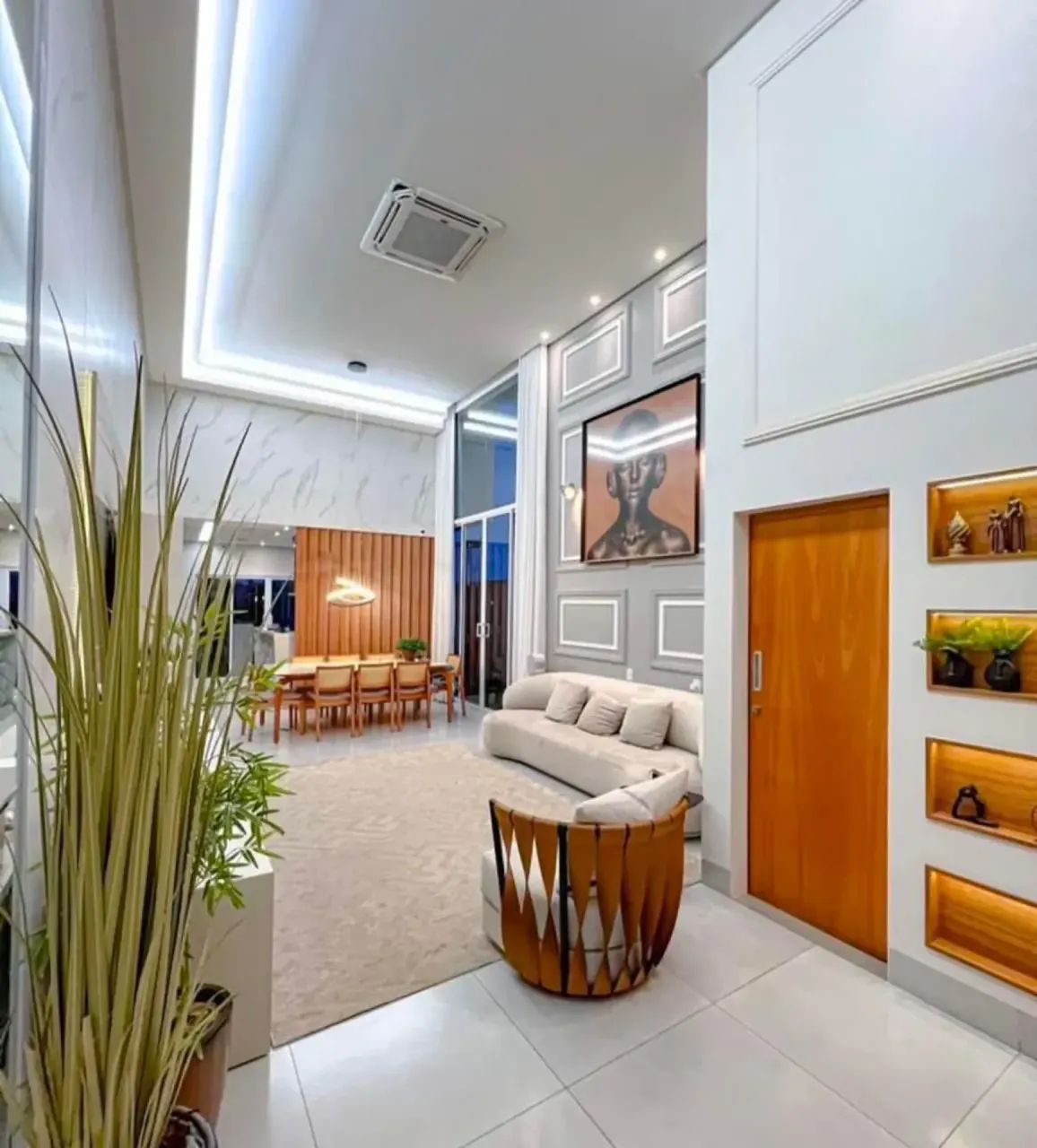 Casa Térrea c/ planejados e mobília com 360m² com 4Q - 01 suíte com closet - Foto 2