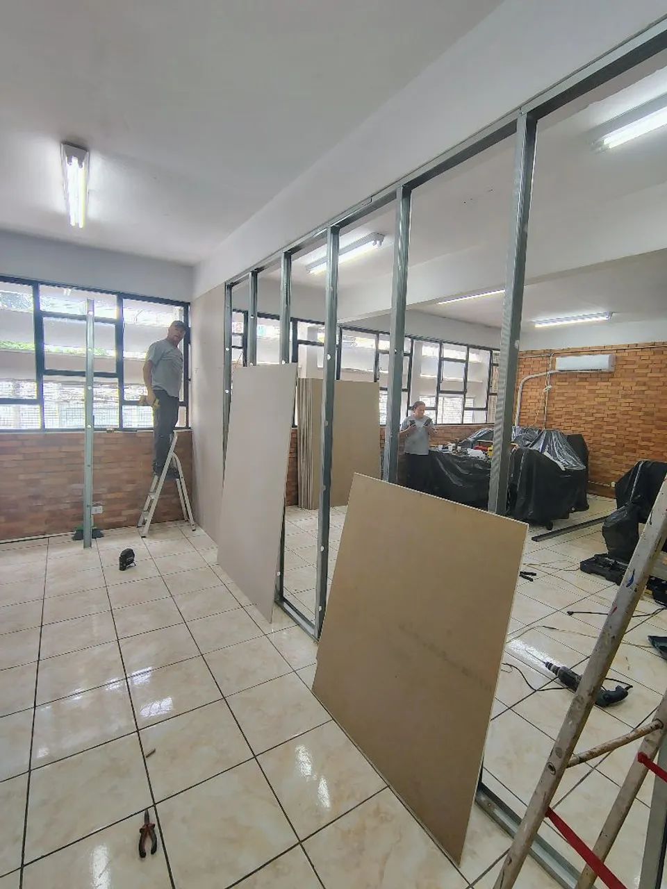 Construindo divisória  - Foto 3