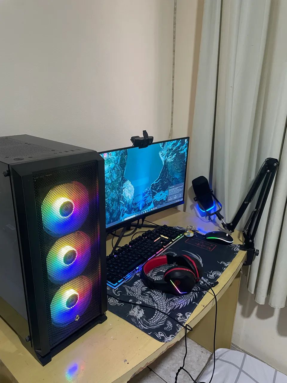 VENDO PC GAMER + CADEIRA + MONITOR + WEB CAM E MICROFONE  - Foto 3