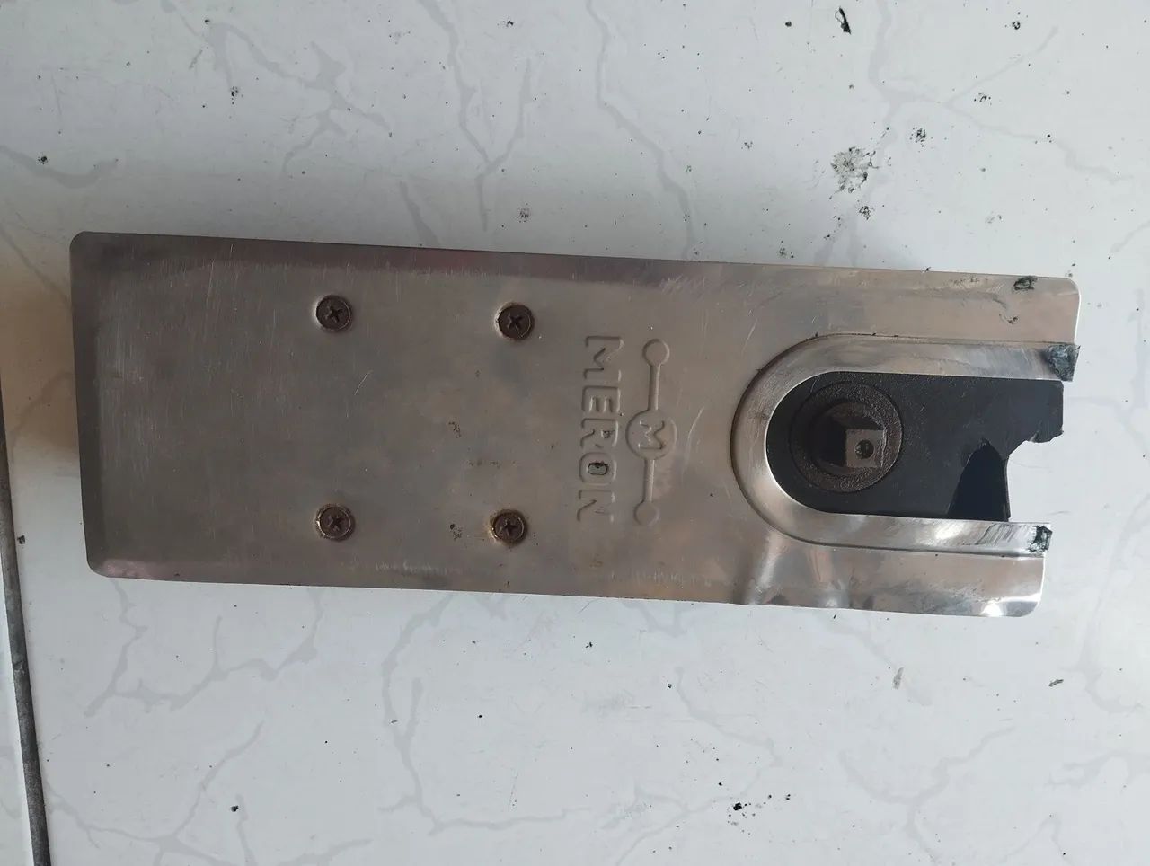 Mola de porta de vidro 