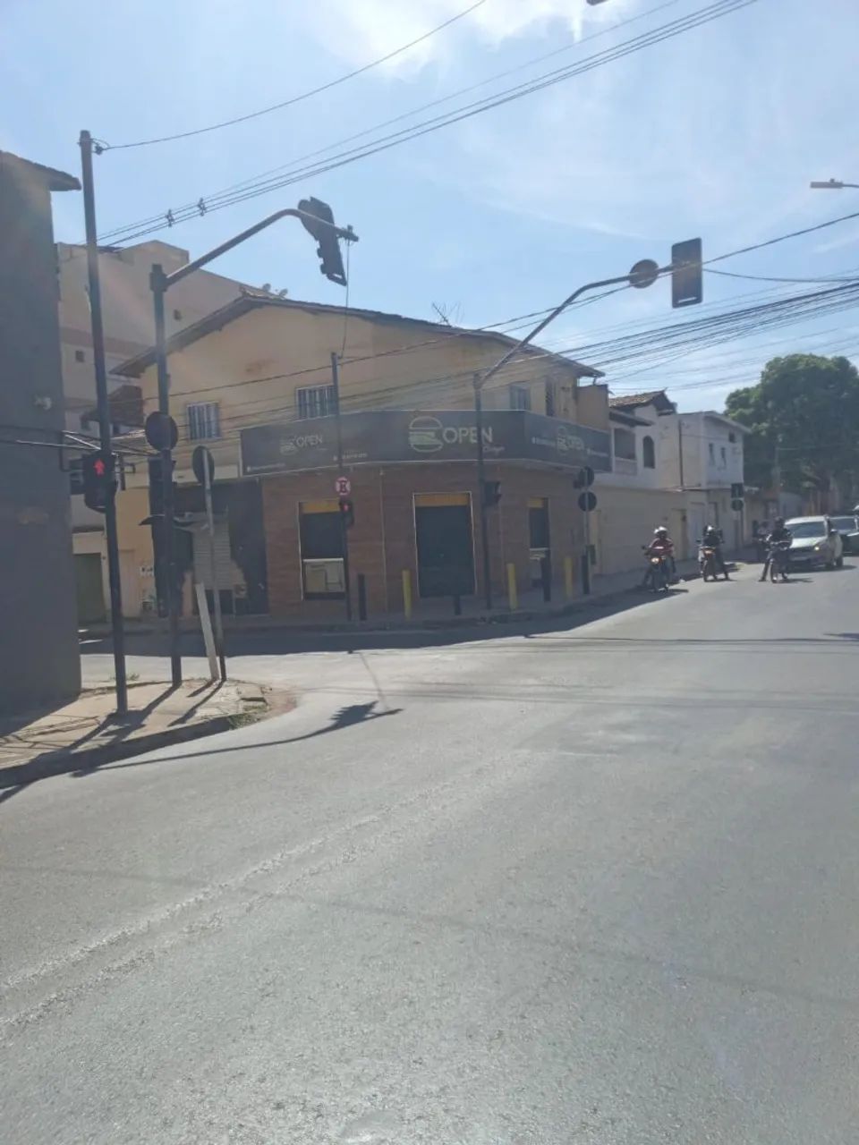 Vende se lanchonete 
