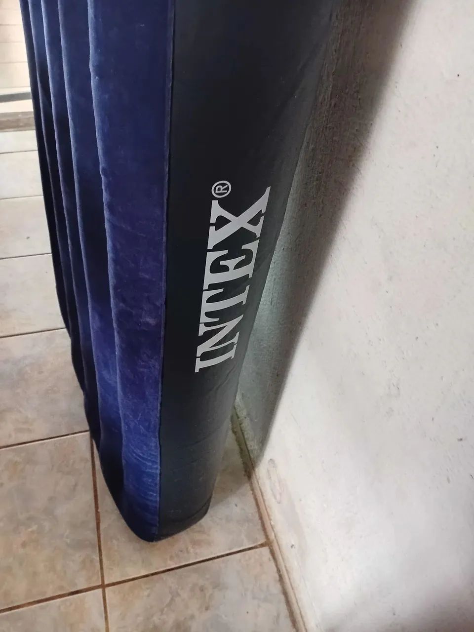 Colchão inflável solteiro intex
