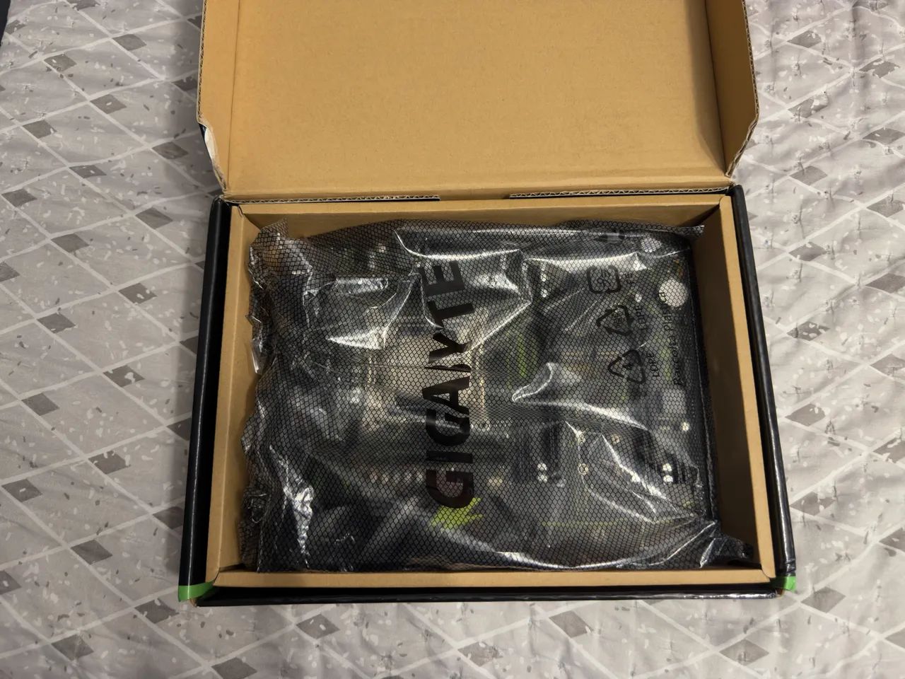 Kit Placa-mãe Machinist X99 + Intel Xeon E5-2666 v3 - Foto 2